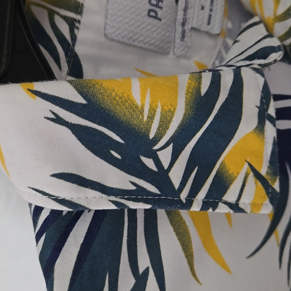 28 PALMS Tropical Print Shirt - Yellow and Blue - Picture 3 of 9
